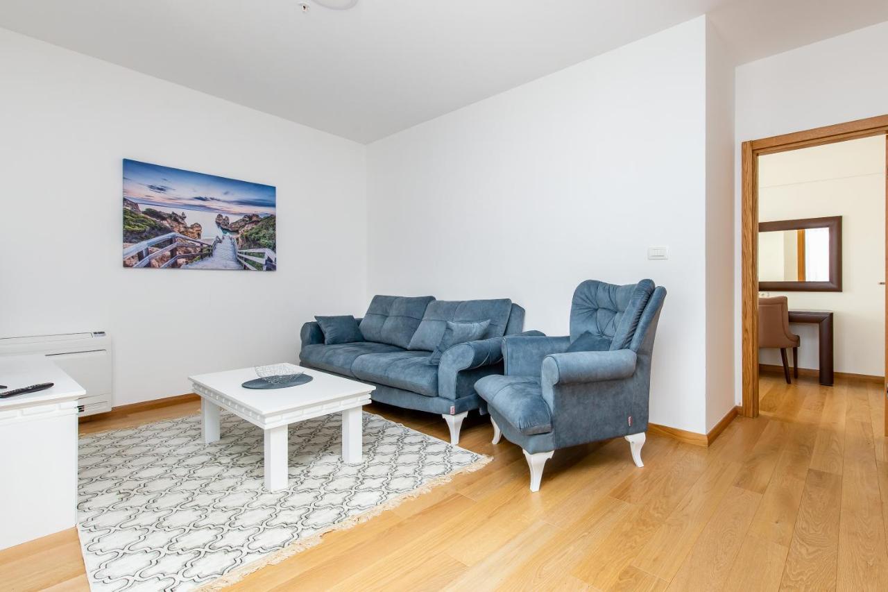 Apartments Lora In Apart-Hotel Μπούντβα Εξωτερικό φωτογραφία