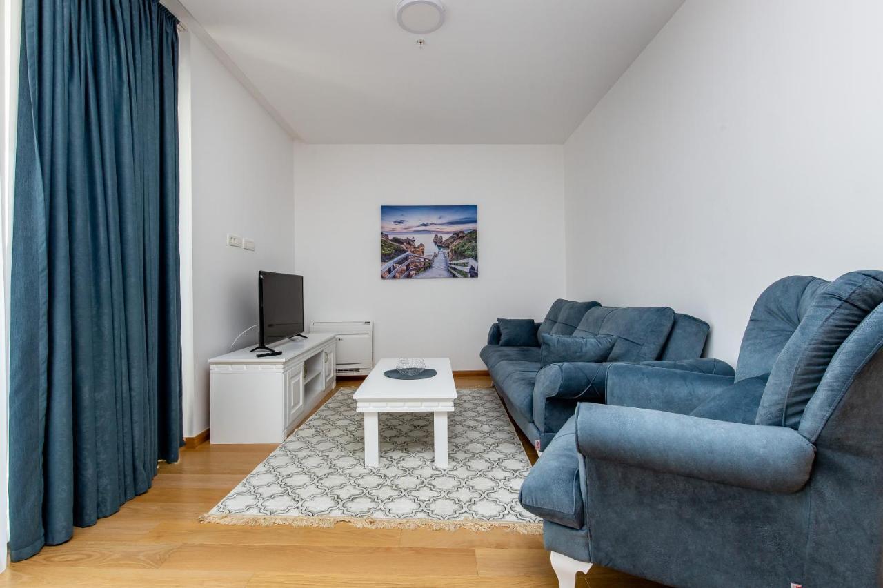 Apartments Lora In Apart-Hotel Μπούντβα Εξωτερικό φωτογραφία